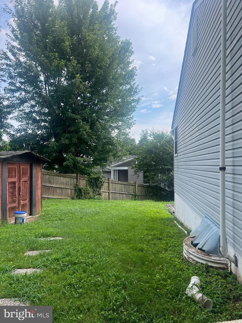3025 GRAHAM RD, FALLS CHURCH, Virginia 22042, 3 Bedrooms Bedrooms, 11 Rooms Rooms,2 BathroomsBathrooms,Residential,For sale,3025 GRAHAM RD,VAFX2258902 MLS # VAFX2258902