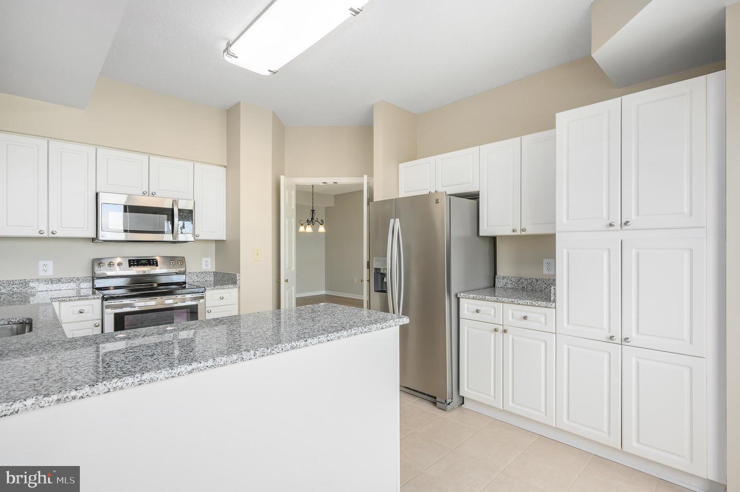 19365 CYPRESS RIDGE TER #1111, LEESBURG, Virginia 20176, 2 Bedrooms Bedrooms, ,2 BathroomsBathrooms,Residential,For sale,19365 CYPRESS RIDGE TER #1111,VALO2103830 MLS # VALO2103830