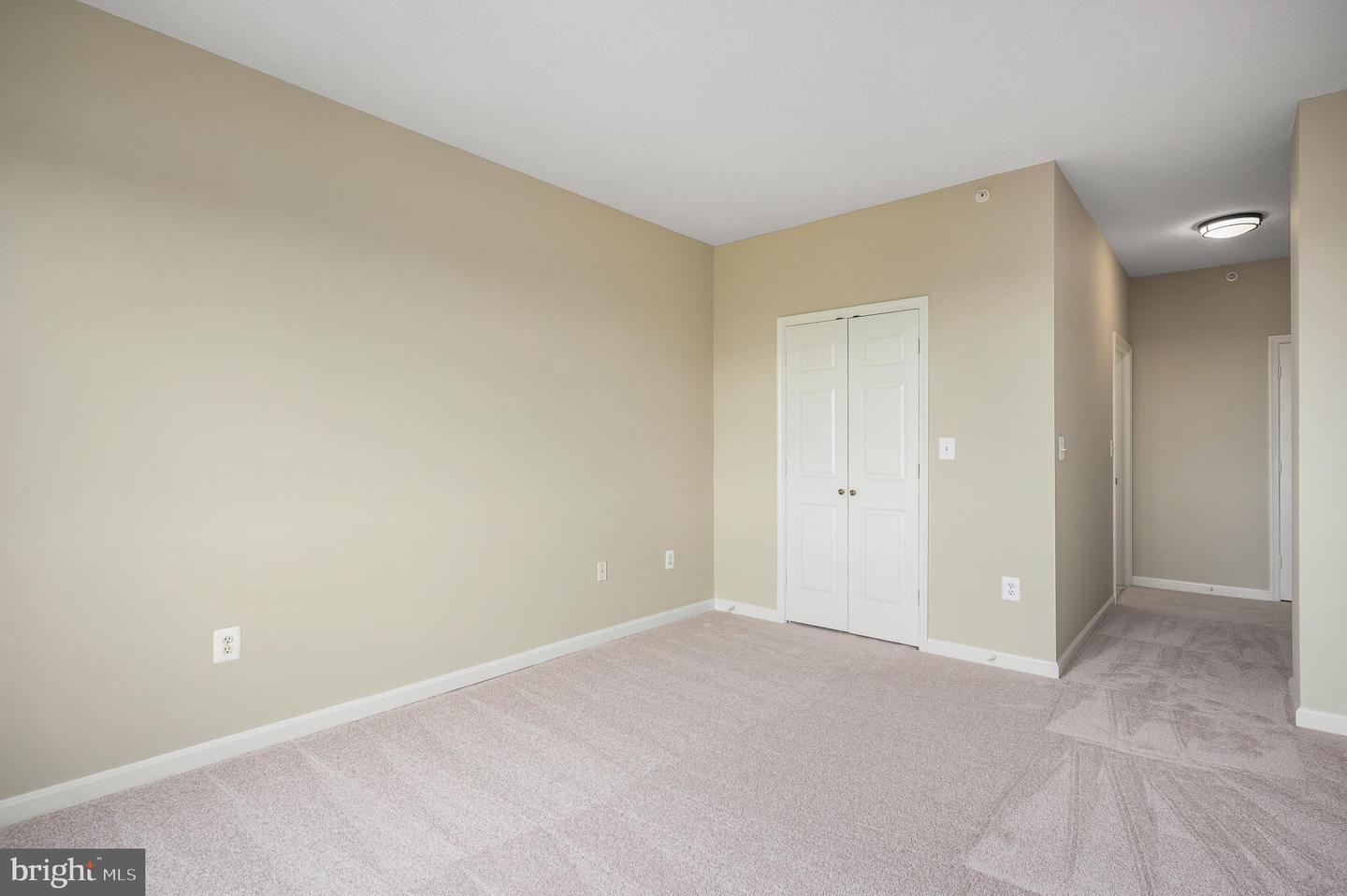 19365 CYPRESS RIDGE TER #1111, LEESBURG, Virginia 20176, 2 Bedrooms Bedrooms, ,2 BathroomsBathrooms,Residential,For sale,19365 CYPRESS RIDGE TER #1111,VALO2103830 MLS # VALO2103830
