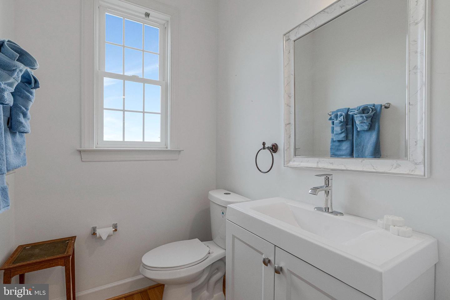 42131 PANORAMA, LEESBURG, Virginia 20176, 5 Bedrooms Bedrooms, ,6 BathroomsBathrooms,Residential,For sale,42131 PANORAMA,VALO2104090 MLS # VALO2104090
