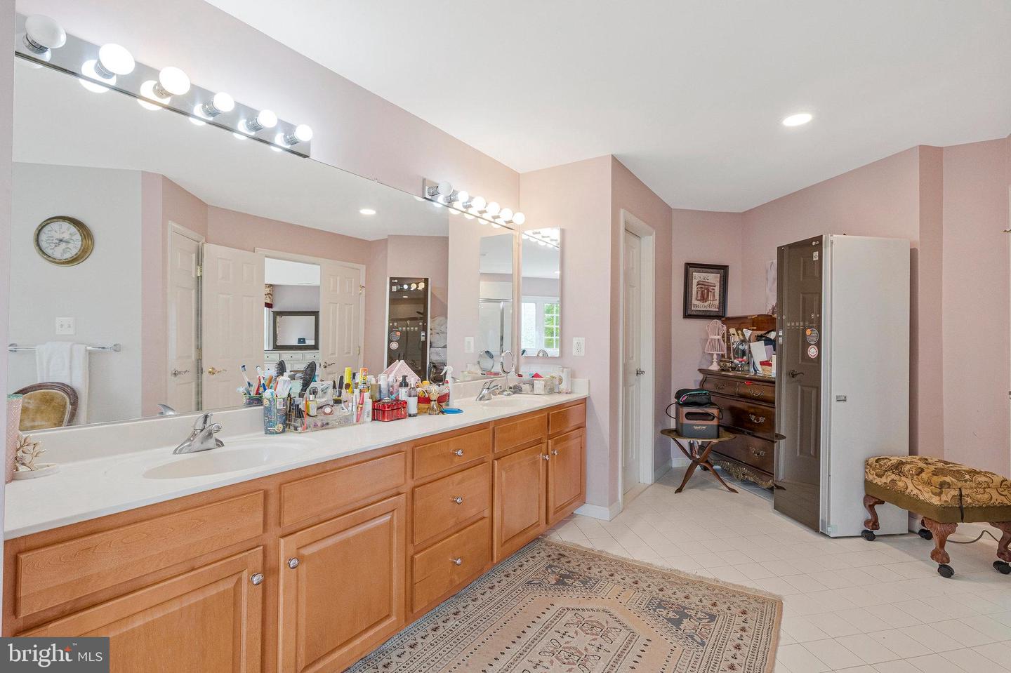 42131 PANORAMA, LEESBURG, Virginia 20176, 5 Bedrooms Bedrooms, ,6 BathroomsBathrooms,Residential,For sale,42131 PANORAMA,VALO2104090 MLS # VALO2104090