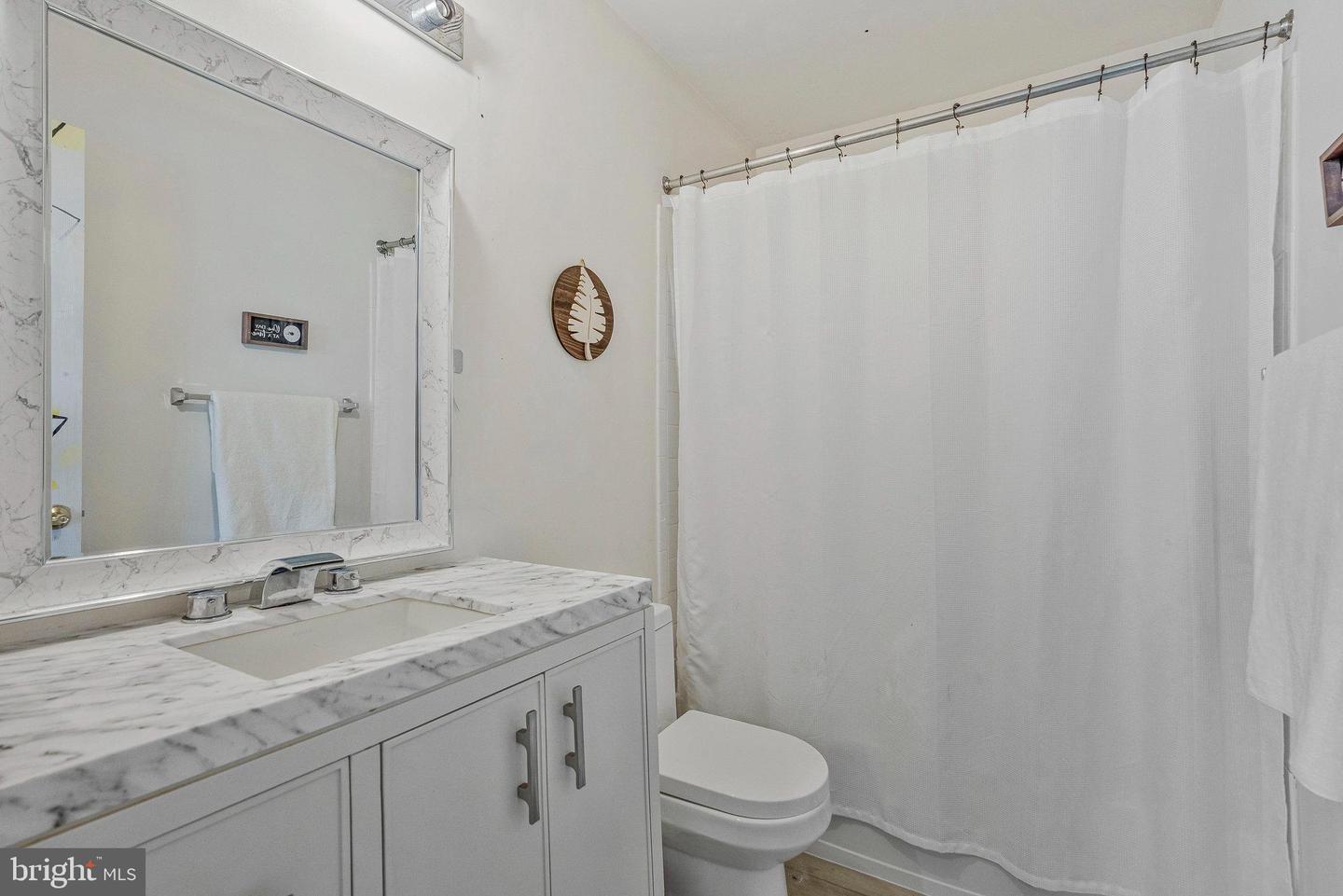 42131 PANORAMA, LEESBURG, Virginia 20176, 5 Bedrooms Bedrooms, ,6 BathroomsBathrooms,Residential,For sale,42131 PANORAMA,VALO2104090 MLS # VALO2104090