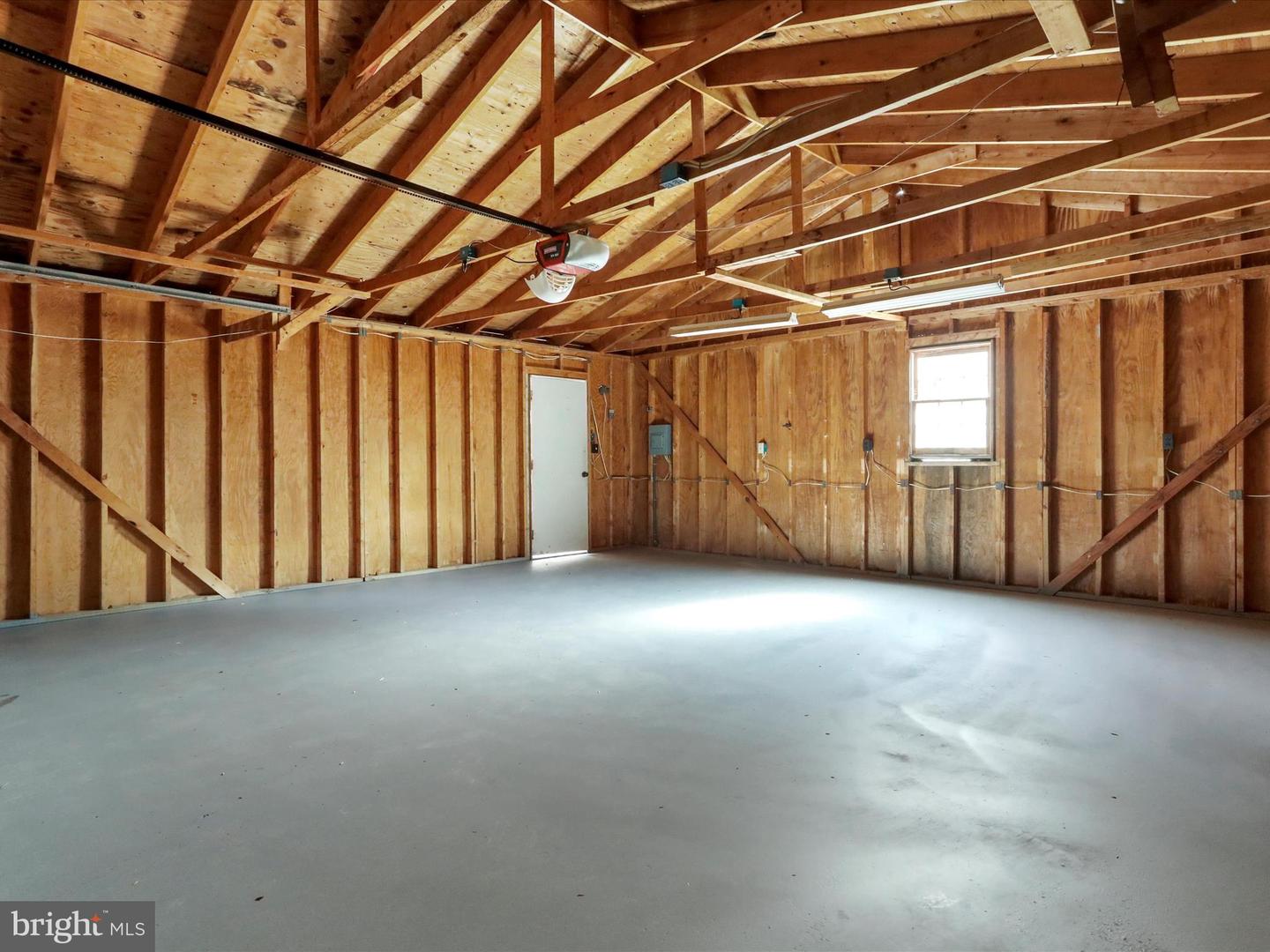 103 BLUE RIDGE LN, WINCHESTER, Virginia 22602, 3 Bedrooms Bedrooms, ,1 BathroomBathrooms,Residential,For sale,103 BLUE RIDGE LN,VAFV2035950 MLS # VAFV2035950