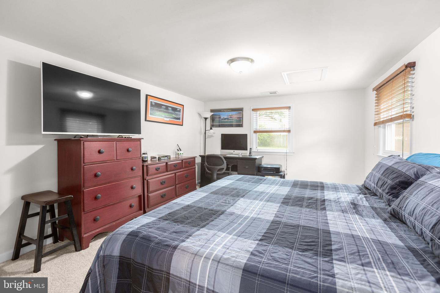 108 PENDER ST, FREDERICKSBURG, Virginia 22408, 3 Bedrooms Bedrooms, ,2 BathroomsBathrooms,Residential,For sale,108 PENDER ST,VASP2035330 MLS # VASP2035330