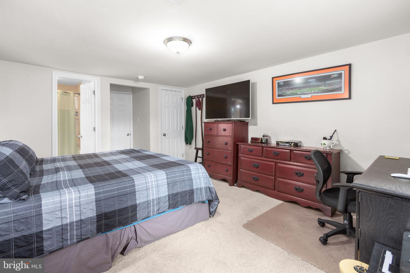108 PENDER ST, FREDERICKSBURG, Virginia 22408, 3 Bedrooms Bedrooms, ,2 BathroomsBathrooms,Residential,For sale,108 PENDER ST,VASP2035330 MLS # VASP2035330