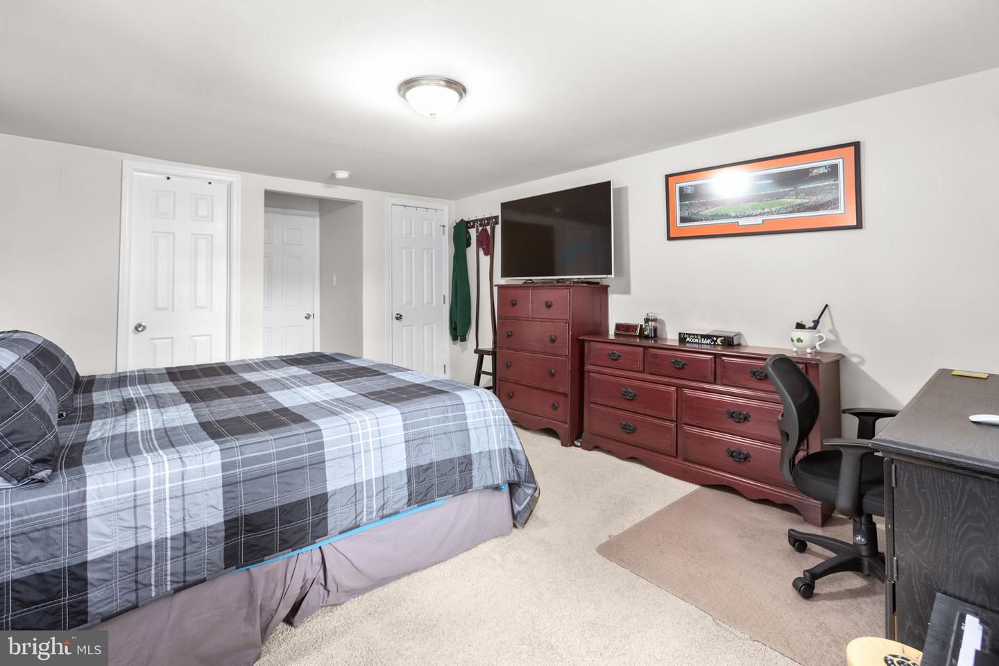 108 PENDER ST, FREDERICKSBURG, Virginia 22408, 3 Bedrooms Bedrooms, ,2 BathroomsBathrooms,Residential,For sale,108 PENDER ST,VASP2035330 MLS # VASP2035330