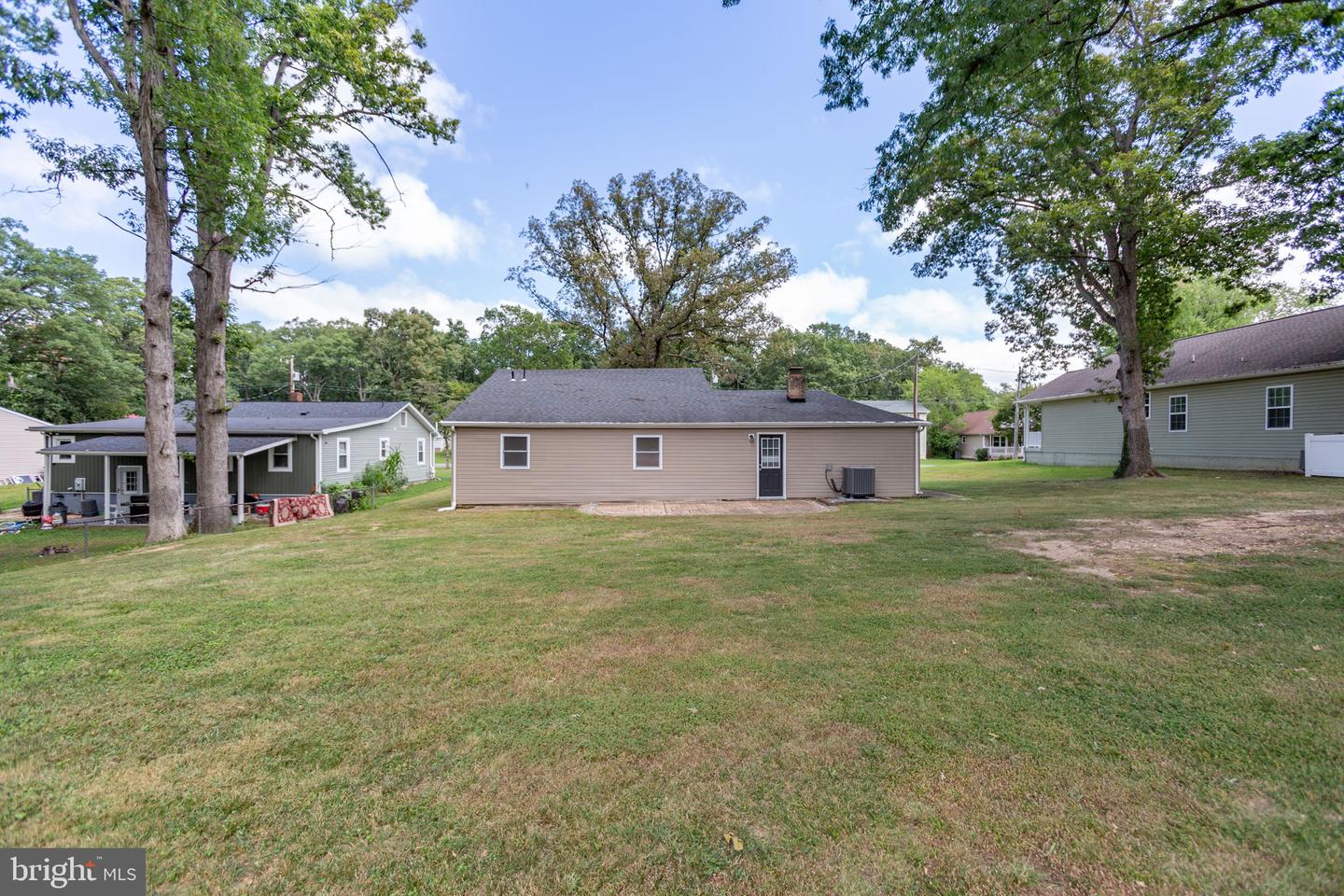 108 PENDER ST, FREDERICKSBURG, Virginia 22408, 3 Bedrooms Bedrooms, ,2 BathroomsBathrooms,Residential,For sale,108 PENDER ST,VASP2035330 MLS # VASP2035330
