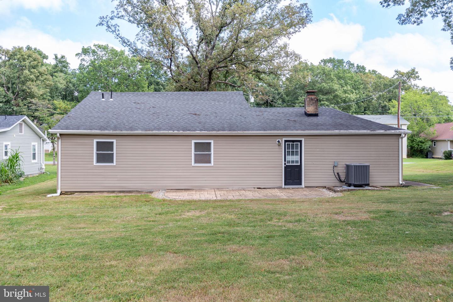 108 PENDER ST, FREDERICKSBURG, Virginia 22408, 3 Bedrooms Bedrooms, ,2 BathroomsBathrooms,Residential,For sale,108 PENDER ST,VASP2035330 MLS # VASP2035330