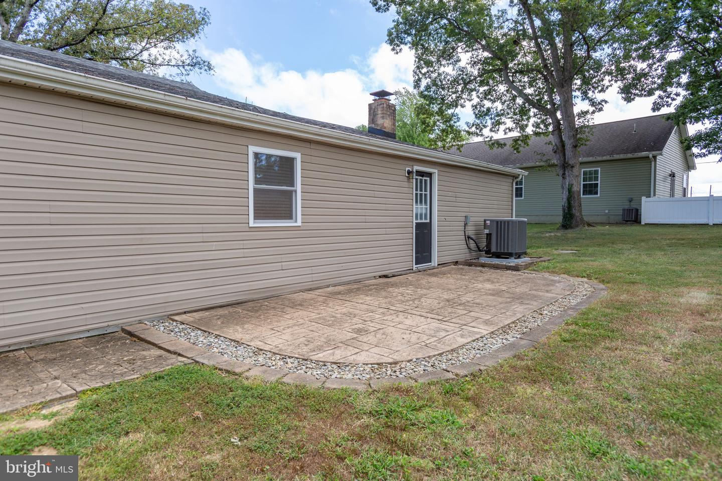 108 PENDER ST, FREDERICKSBURG, Virginia 22408, 3 Bedrooms Bedrooms, ,2 BathroomsBathrooms,Residential,For sale,108 PENDER ST,VASP2035330 MLS # VASP2035330