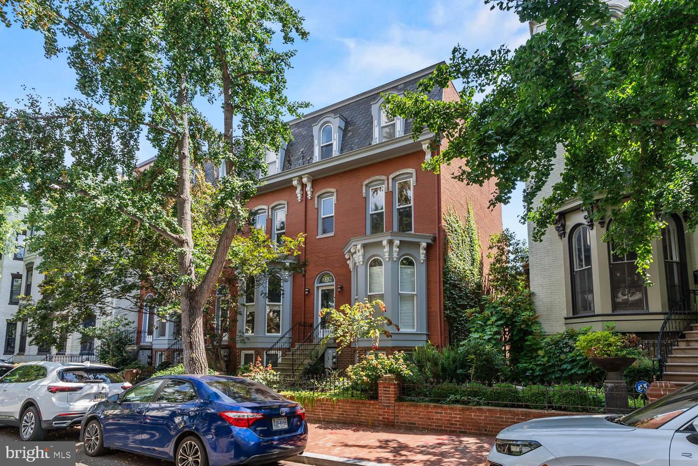 1332 CORCORAN ST NW #6, WASHINGTON, District Of Columbia 20009, 2 Bedrooms Bedrooms, ,2 BathroomsBathrooms,Residential,For sale,1332 CORCORAN ST NW #6,DCDC2214402 MLS # DCDC2214402