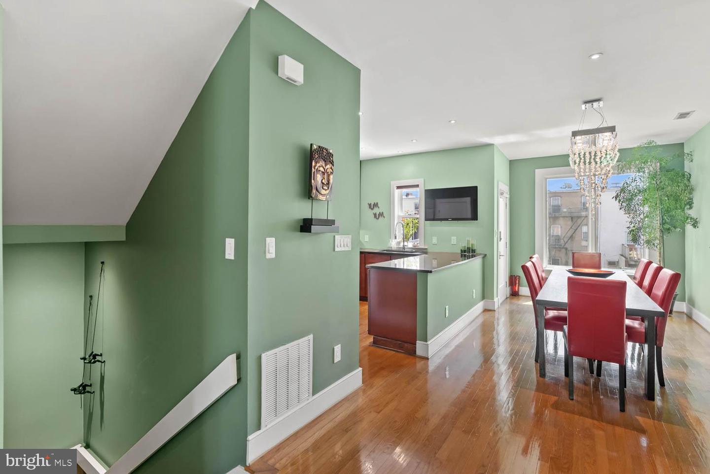 1332 CORCORAN ST NW #6, WASHINGTON, District Of Columbia 20009, 2 Bedrooms Bedrooms, ,2 BathroomsBathrooms,Residential,For sale,1332 CORCORAN ST NW #6,DCDC2214402 MLS # DCDC2214402