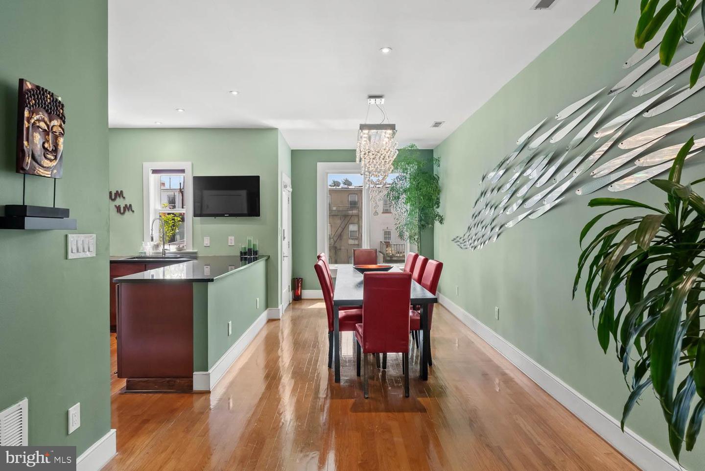 1332 CORCORAN ST NW #6, WASHINGTON, District Of Columbia 20009, 2 Bedrooms Bedrooms, ,2 BathroomsBathrooms,Residential,For sale,1332 CORCORAN ST NW #6,DCDC2214402 MLS # DCDC2214402