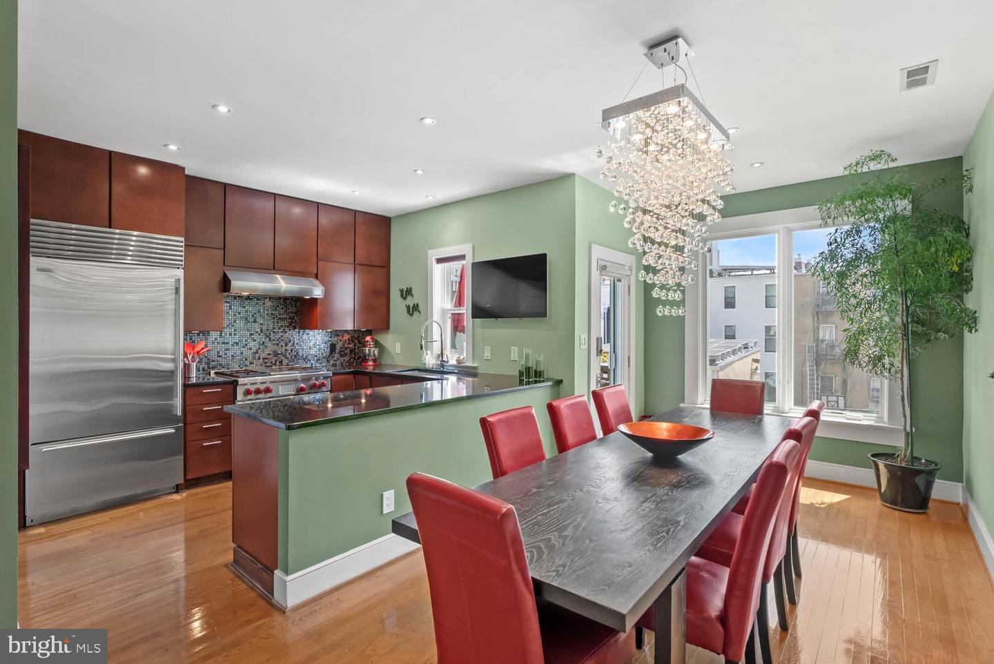 1332 CORCORAN ST NW #6, WASHINGTON, District Of Columbia 20009, 2 Bedrooms Bedrooms, ,2 BathroomsBathrooms,Residential,For sale,1332 CORCORAN ST NW #6,DCDC2214402 MLS # DCDC2214402
