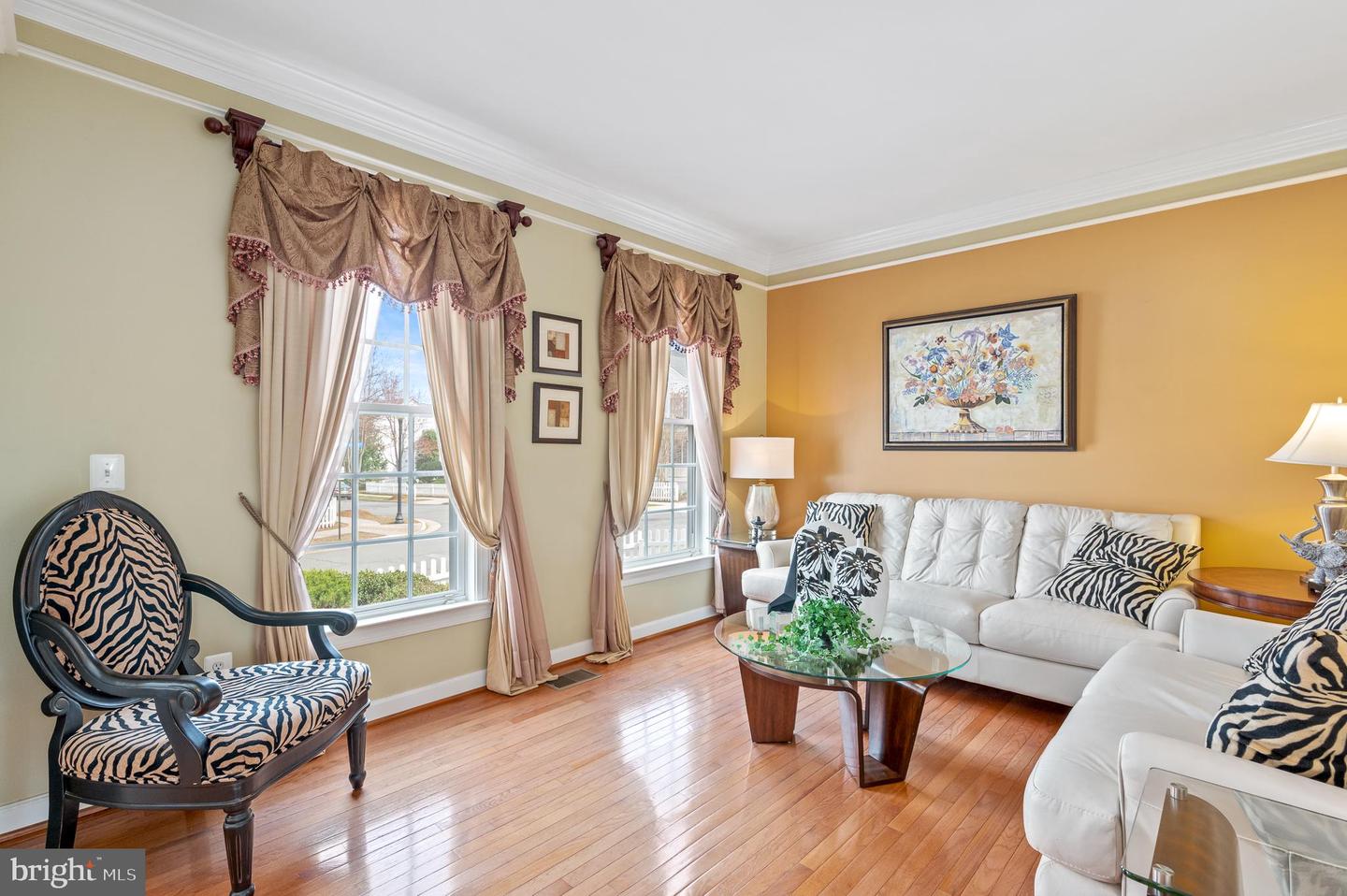 20453 PECKHAM ST, ASHBURN, Virginia 20147, 4 Bedrooms Bedrooms, ,4 BathroomsBathrooms,Residential,For sale,20453 PECKHAM ST,VALO2104282 MLS # VALO2104282