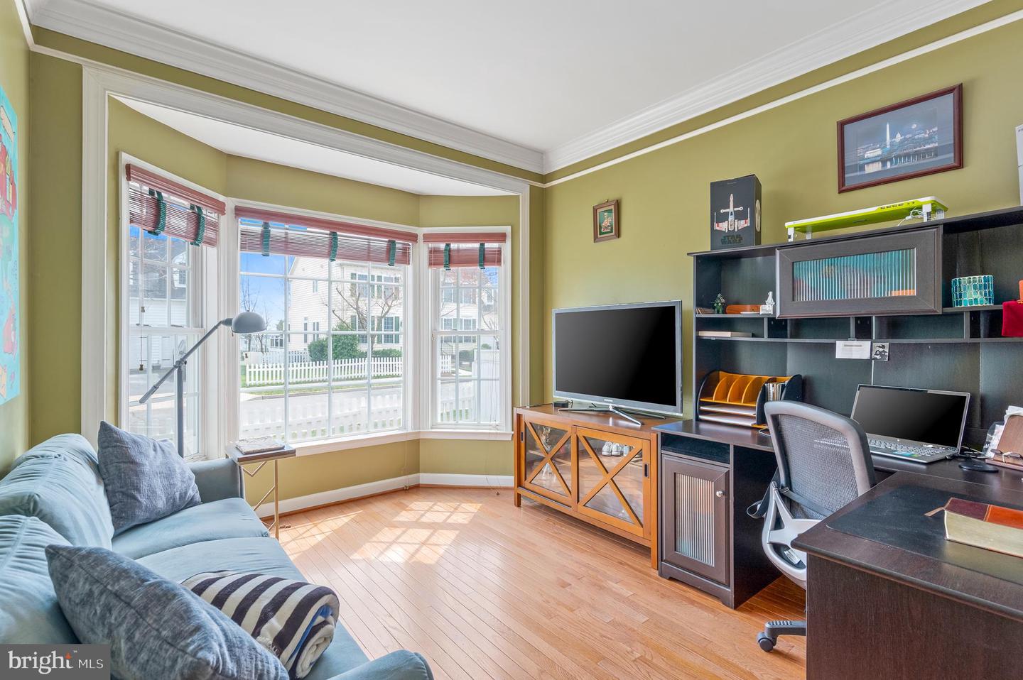 20453 PECKHAM ST, ASHBURN, Virginia 20147, 4 Bedrooms Bedrooms, ,4 BathroomsBathrooms,Residential,For sale,20453 PECKHAM ST,VALO2104282 MLS # VALO2104282