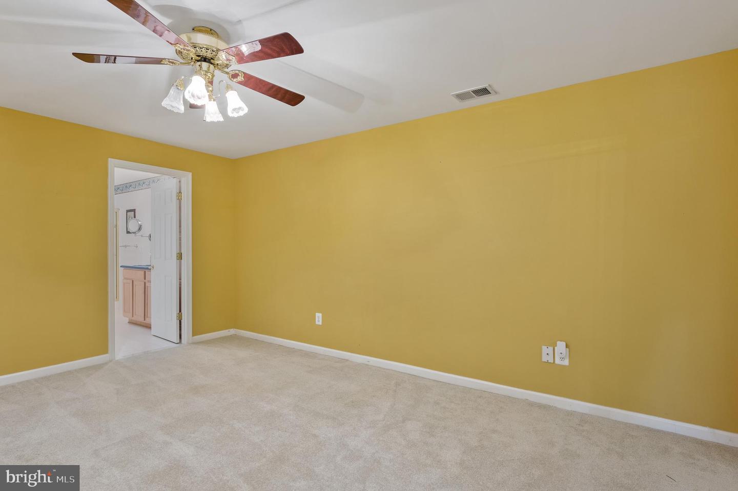 20453 PECKHAM ST, ASHBURN, Virginia 20147, 4 Bedrooms Bedrooms, ,4 BathroomsBathrooms,Residential,For sale,20453 PECKHAM ST,VALO2104282 MLS # VALO2104282