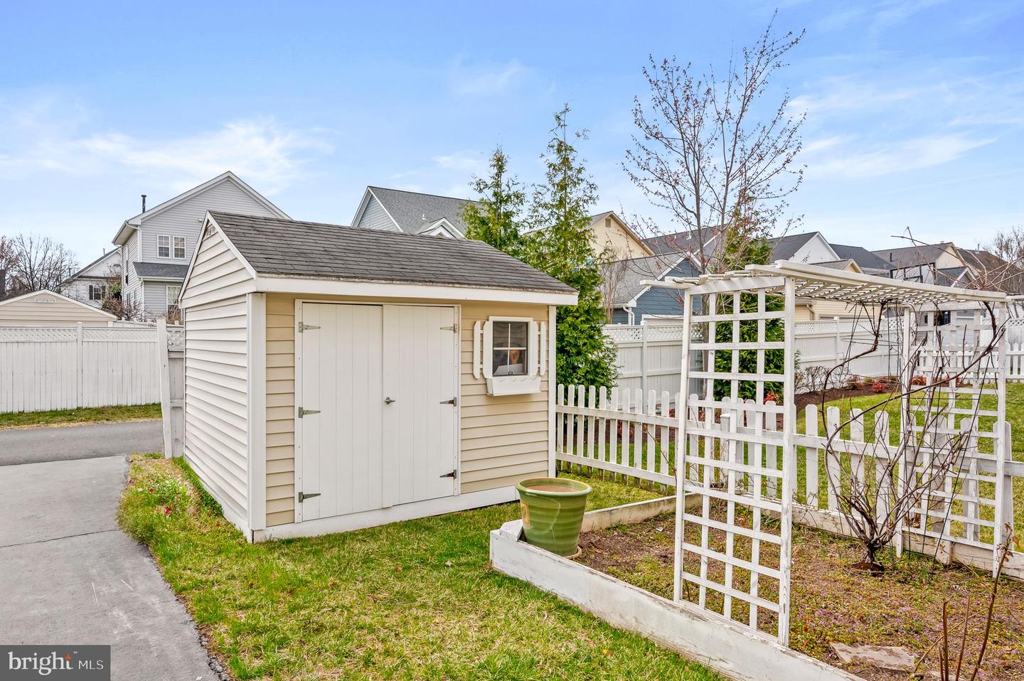 20453 PECKHAM ST, ASHBURN, Virginia 20147, 4 Bedrooms Bedrooms, ,4 BathroomsBathrooms,Residential,For sale,20453 PECKHAM ST,VALO2104282 MLS # VALO2104282