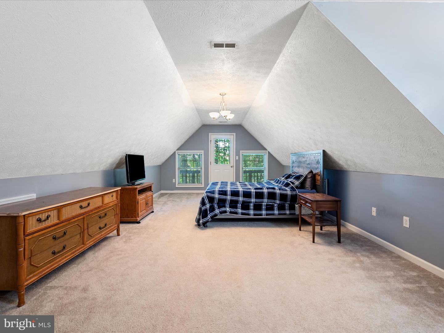 18 ROCKY KNOB LN, FRONT ROYAL, Virginia 22630, 3 Bedrooms Bedrooms, ,2 BathroomsBathrooms,Residential,For sale,18 ROCKY KNOB LN,VAWR2011944 MLS # VAWR2011944