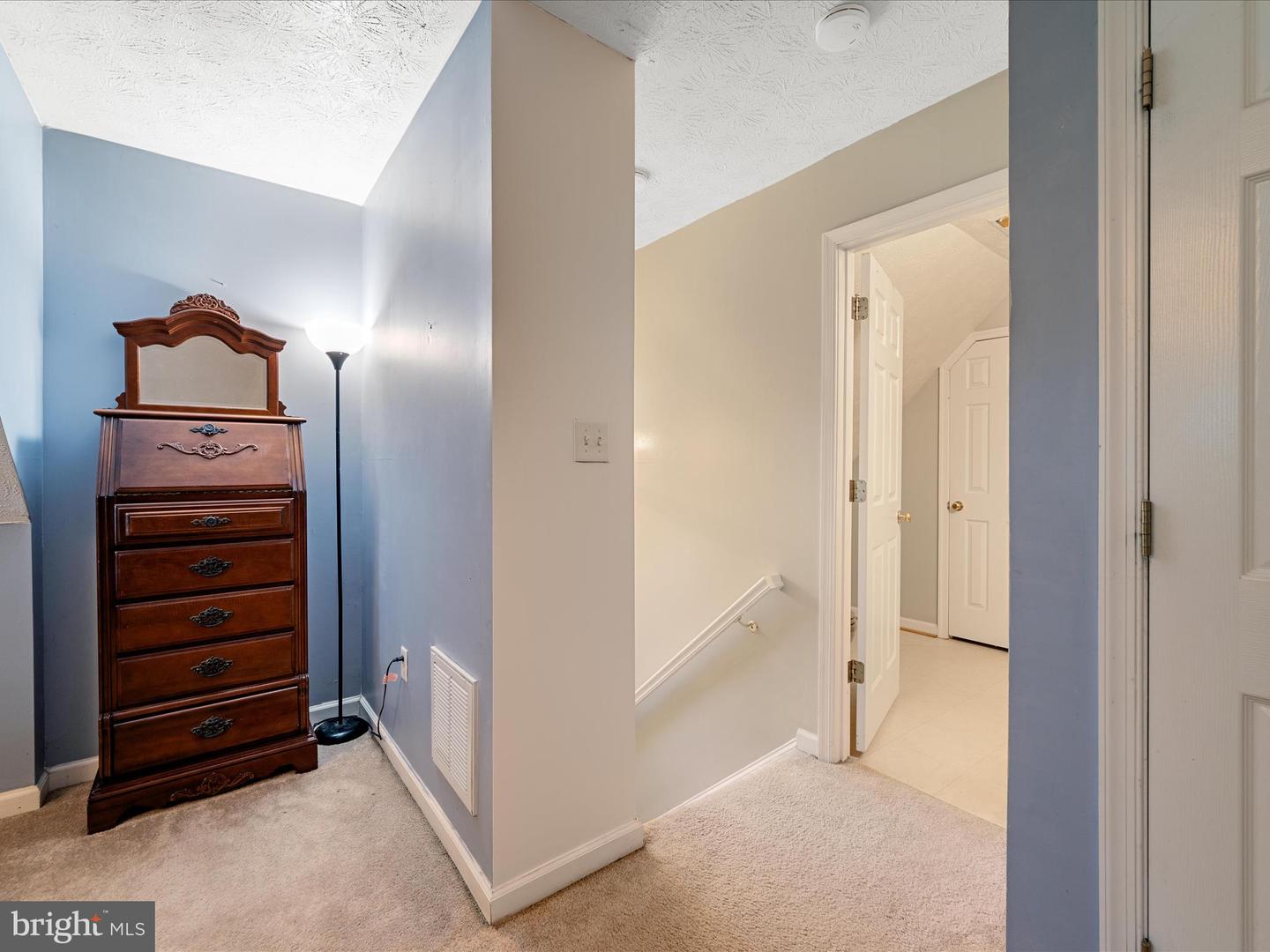 18 ROCKY KNOB LN, FRONT ROYAL, Virginia 22630, 3 Bedrooms Bedrooms, ,2 BathroomsBathrooms,Residential,For sale,18 ROCKY KNOB LN,VAWR2011944 MLS # VAWR2011944