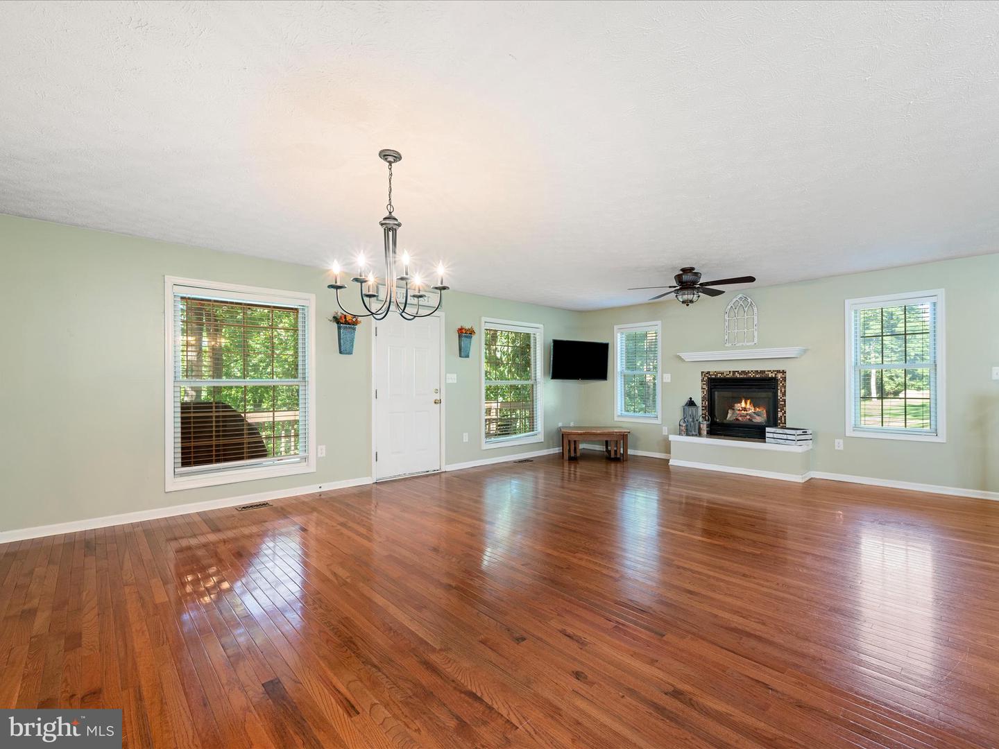 18 ROCKY KNOB LN, FRONT ROYAL, Virginia 22630, 3 Bedrooms Bedrooms, ,2 BathroomsBathrooms,Residential,For sale,18 ROCKY KNOB LN,VAWR2011944 MLS # VAWR2011944
