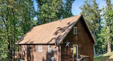 18 ROCKY KNOB LN, FRONT ROYAL, Virginia 22630, 3 Bedrooms Bedrooms, ,2 BathroomsBathrooms,Residential,For sale,18 ROCKY KNOB LN,VAWR2011944 MLS # VAWR2011944