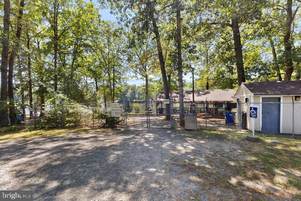 1035 LAKEVIEW DR, STAFFORD, Virginia 22556, 3 Bedrooms Bedrooms, ,2 BathroomsBathrooms,Residential,For sale,1035 LAKEVIEW DR,VAST2041752 MLS # VAST2041752
