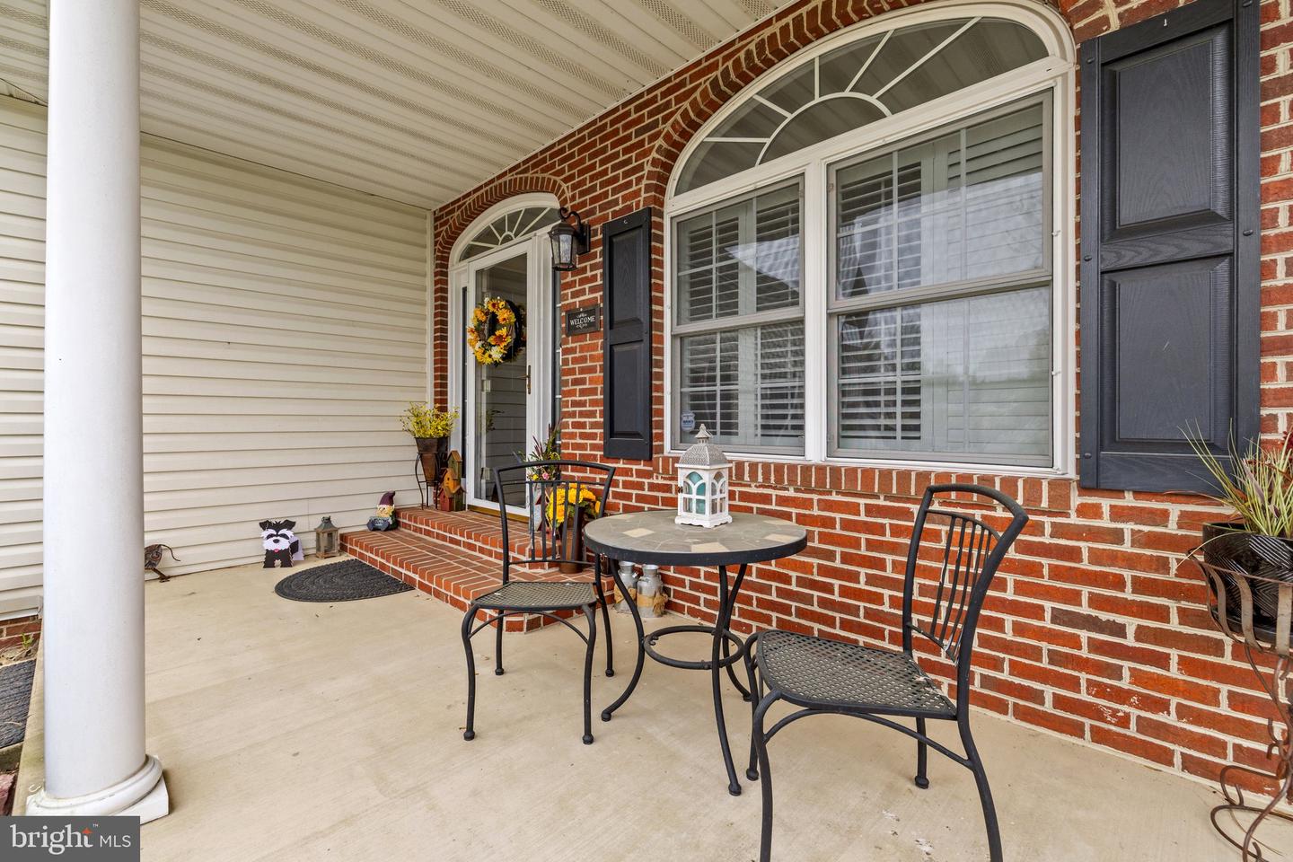 124 MCCLURE WAY, WINCHESTER, Virginia 22601, 5 Bedrooms Bedrooms, 13 Rooms Rooms,3 BathroomsBathrooms,Residential,For sale,124 MCCLURE WAY,VAFV2036044 MLS # VAFV2036044