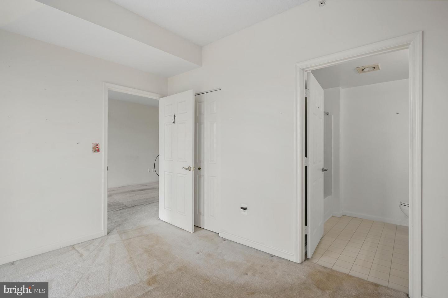 19365 CYPRESS RIDGE TER #519, LEESBURG, Virginia 20176, 2 Bedrooms Bedrooms, 4 Rooms Rooms,2 BathroomsBathrooms,Residential,For sale,19365 CYPRESS RIDGE TER #519,VALO2104432 MLS # VALO2104432