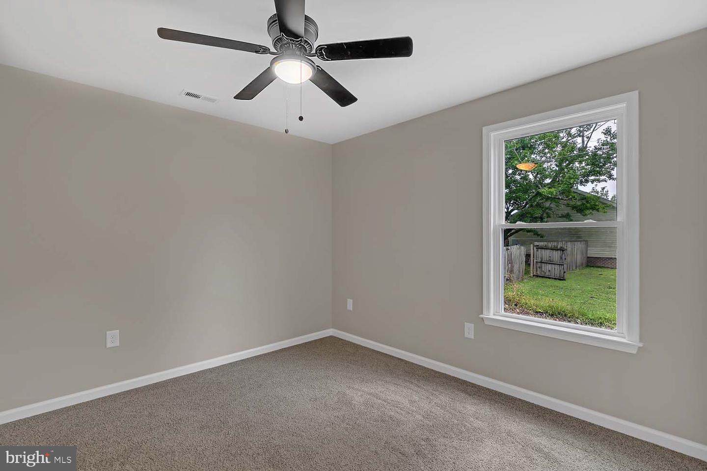 5008 E CHESTNUT FORK RD, GLOUCESTER, Virginia 23061, 3 Bedrooms Bedrooms, 6 Rooms Rooms,2 BathroomsBathrooms,Residential,For sale,5008 E CHESTNUT FORK RD,VAGV2000152 MLS # VAGV2000152