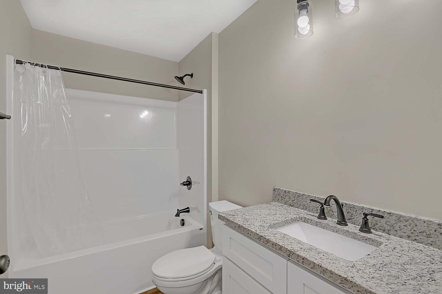 5008 E CHESTNUT FORK RD, GLOUCESTER, Virginia 23061, 3 Bedrooms Bedrooms, 6 Rooms Rooms,2 BathroomsBathrooms,Residential,For sale,5008 E CHESTNUT FORK RD,VAGV2000152 MLS # VAGV2000152