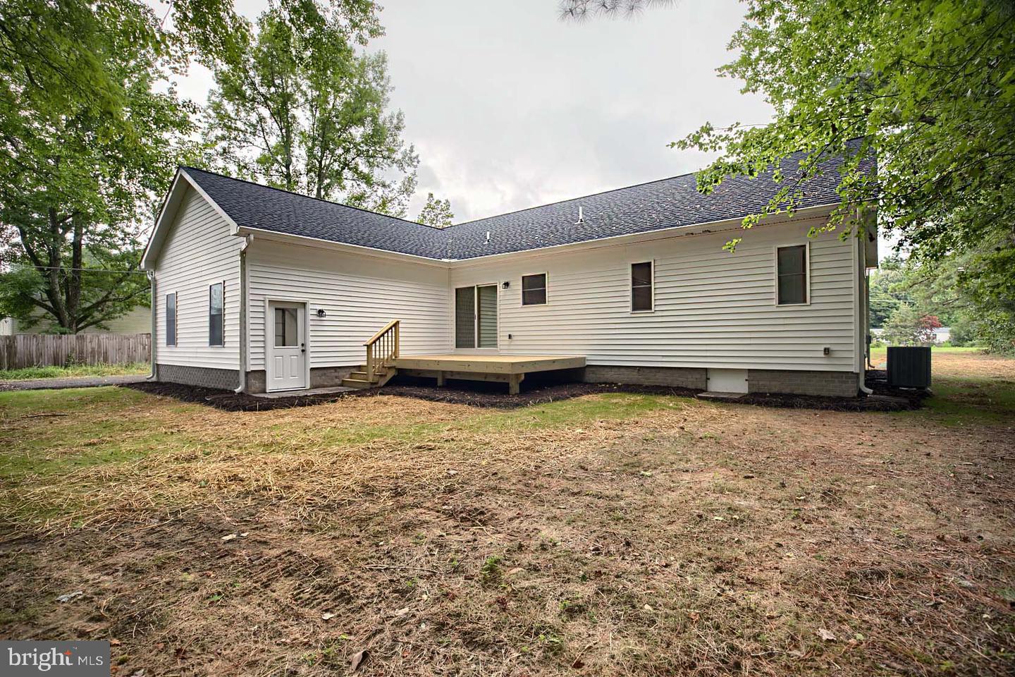 5008 E CHESTNUT FORK RD, GLOUCESTER, Virginia 23061, 3 Bedrooms Bedrooms, 6 Rooms Rooms,2 BathroomsBathrooms,Residential,For sale,5008 E CHESTNUT FORK RD,VAGV2000152 MLS # VAGV2000152