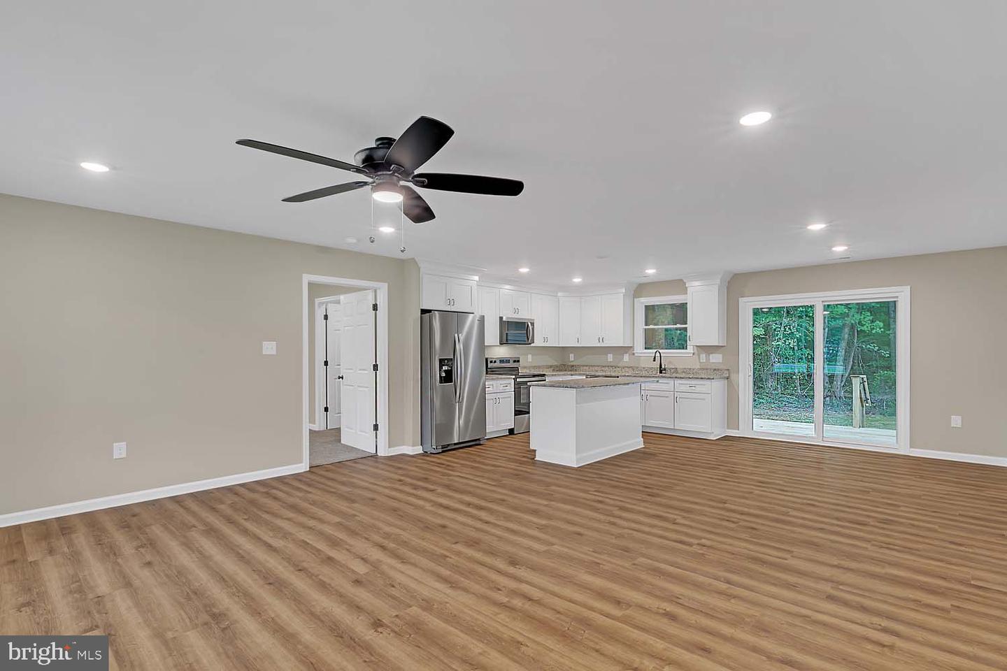5008 E CHESTNUT FORK RD, GLOUCESTER, Virginia 23061, 3 Bedrooms Bedrooms, 6 Rooms Rooms,2 BathroomsBathrooms,Residential,For sale,5008 E CHESTNUT FORK RD,VAGV2000152 MLS # VAGV2000152