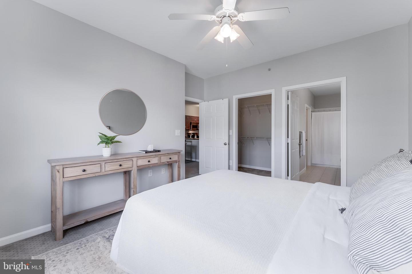 12945 CENTRE PARK CIR #408, HERNDON, Virginia 20171, 1 Bedroom Bedrooms, 3 Rooms Rooms,1 BathroomBathrooms,Residential,For sale,12945 CENTRE PARK CIR #408,VAFX2261186 MLS # VAFX2261186
