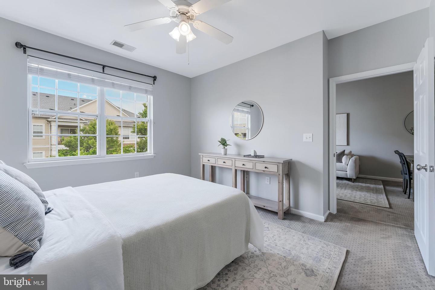 12945 CENTRE PARK CIR #408, HERNDON, Virginia 20171, 1 Bedroom Bedrooms, 3 Rooms Rooms,1 BathroomBathrooms,Residential,For sale,12945 CENTRE PARK CIR #408,VAFX2261186 MLS # VAFX2261186