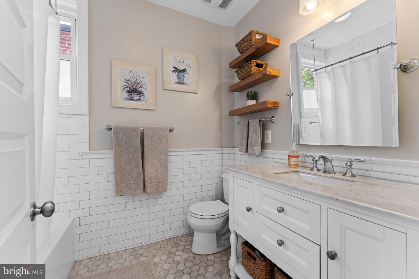 1314 C ST SE, WASHINGTON, District Of Columbia 20003, 3 Bedrooms Bedrooms, ,1 BathroomBathrooms,Residential,For sale,1314 C ST SE,DCDC2215086 MLS # DCDC2215086