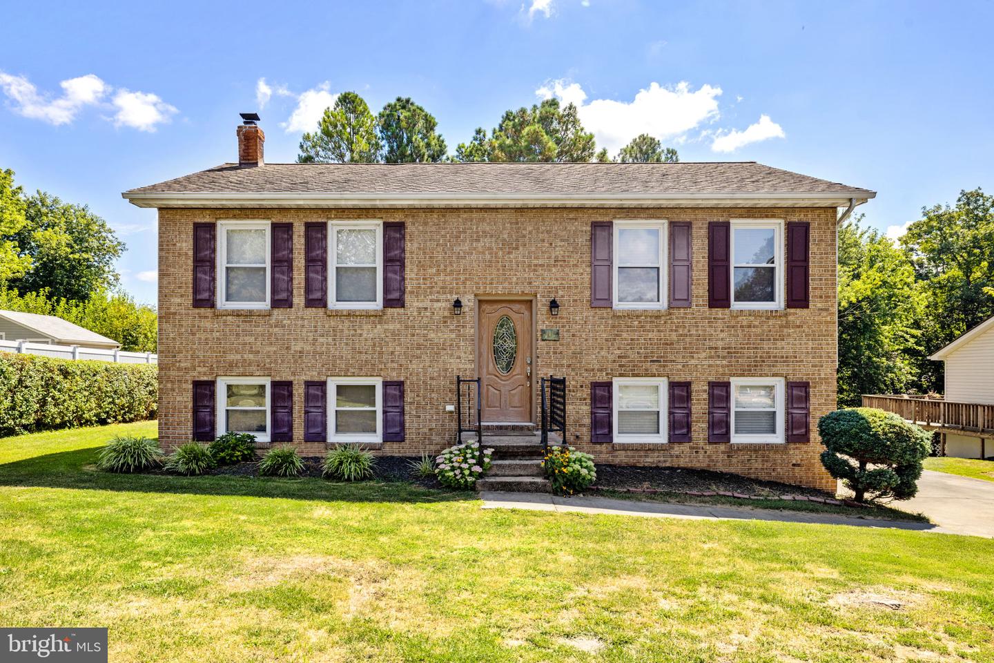 105 GLENOAK CT, STEPHENS CITY, Virginia 22655, 3 Bedrooms Bedrooms, ,2 BathroomsBathrooms,Residential,For sale,105 GLENOAK CT,VAFV2036092 MLS # VAFV2036092