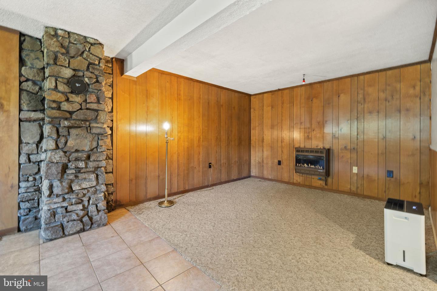 105 GLENOAK CT, STEPHENS CITY, Virginia 22655, 3 Bedrooms Bedrooms, ,2 BathroomsBathrooms,Residential,For sale,105 GLENOAK CT,VAFV2036092 MLS # VAFV2036092