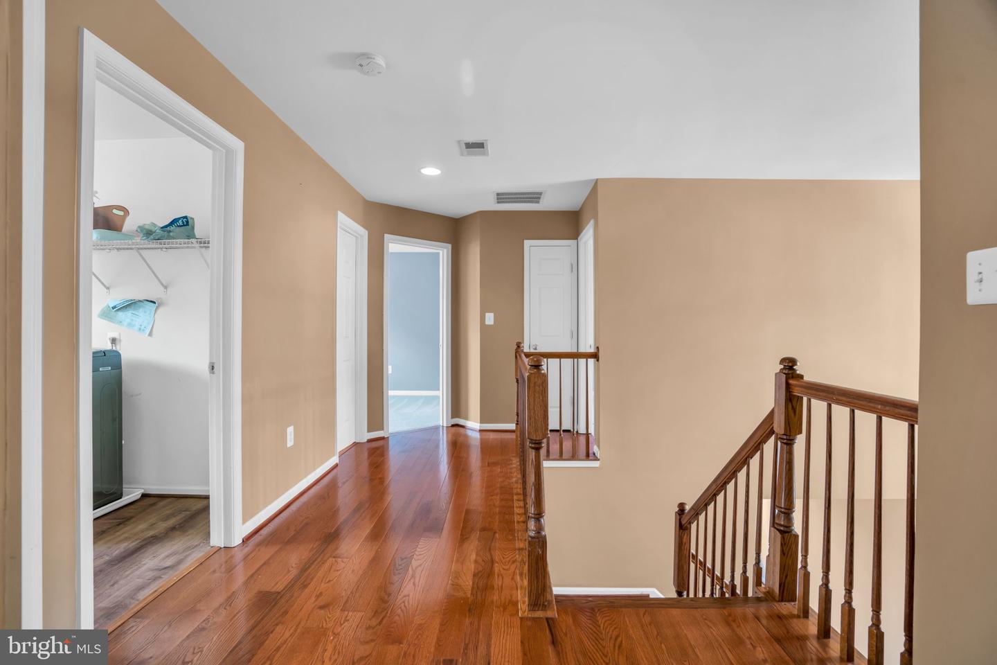 8142 TENBROOK DR, GAINESVILLE, Virginia 20155, 4 Bedrooms Bedrooms, ,3 BathroomsBathrooms,Residential,For sale,8142 TENBROOK DR,VAPW2101550 MLS # VAPW2101550