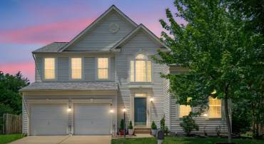 8142 TENBROOK DR, GAINESVILLE, Virginia 20155, 4 Bedrooms Bedrooms, ,3 BathroomsBathrooms,Residential,For sale,8142 TENBROOK DR,VAPW2101550 MLS # VAPW2101550