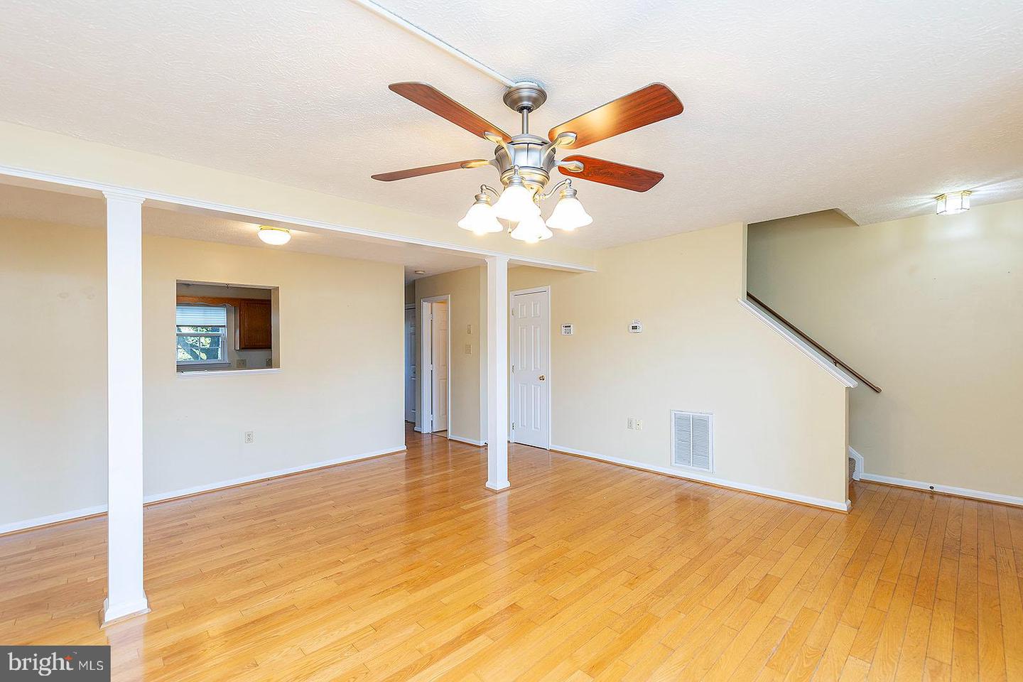 105 CHATHAM SQ, WINCHESTER, Virginia 22601, 2 Bedrooms Bedrooms, ,1 BathroomBathrooms,Residential,For sale,105 CHATHAM SQ,VAFV2036116 MLS # VAFV2036116