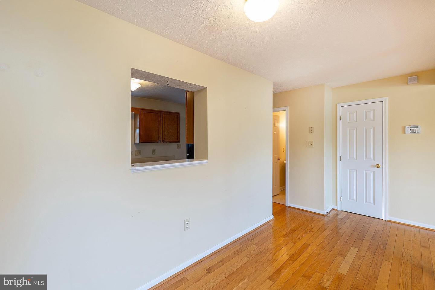 105 CHATHAM SQ, WINCHESTER, Virginia 22601, 2 Bedrooms Bedrooms, ,1 BathroomBathrooms,Residential,For sale,105 CHATHAM SQ,VAFV2036116 MLS # VAFV2036116