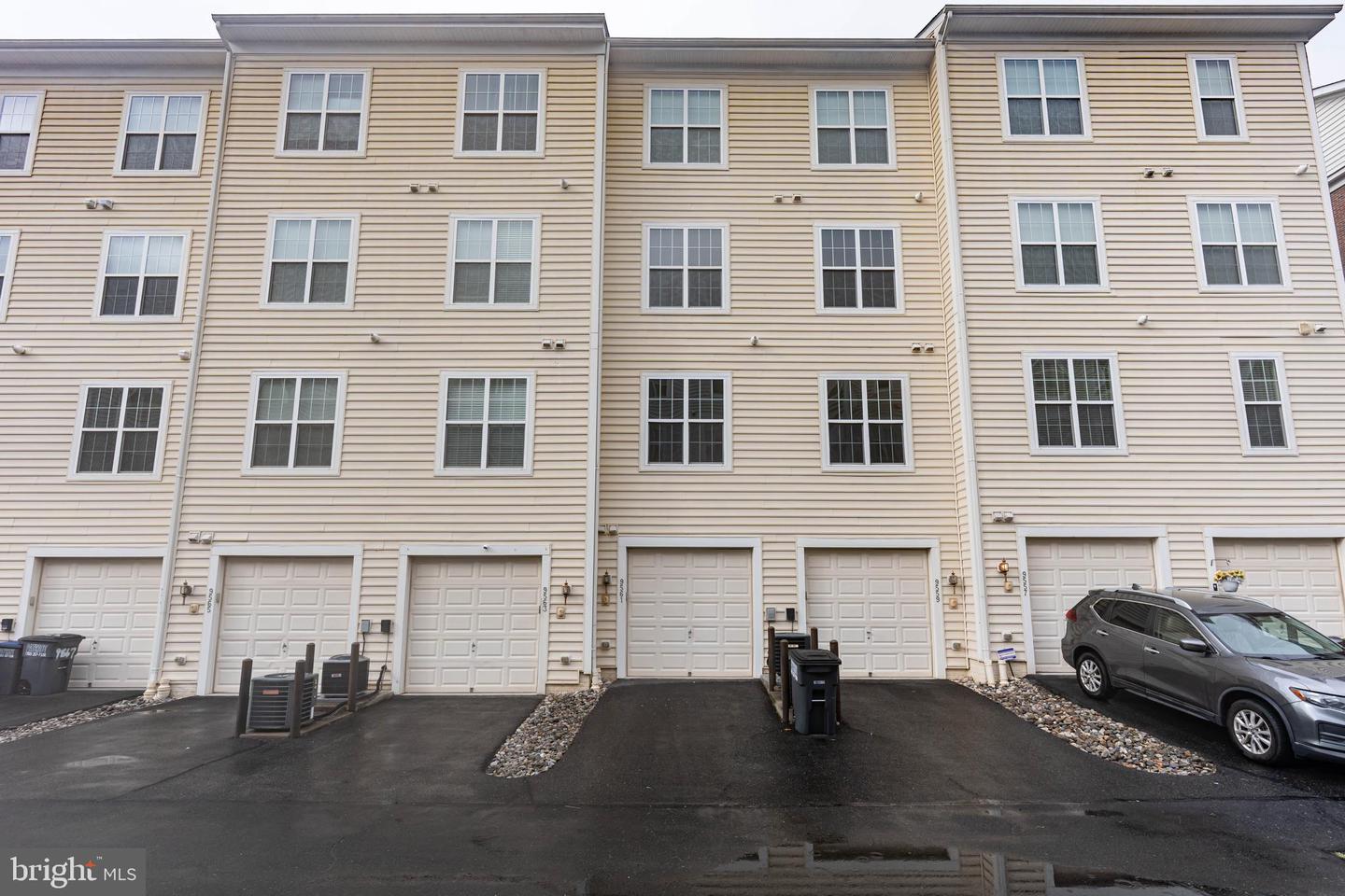 9561 CENTER ST, MANASSAS, Virginia 20110, 3 Bedrooms Bedrooms, ,2 BathroomsBathrooms,Residential,For sale,9561 CENTER ST,VAMN2009212 MLS # VAMN2009212