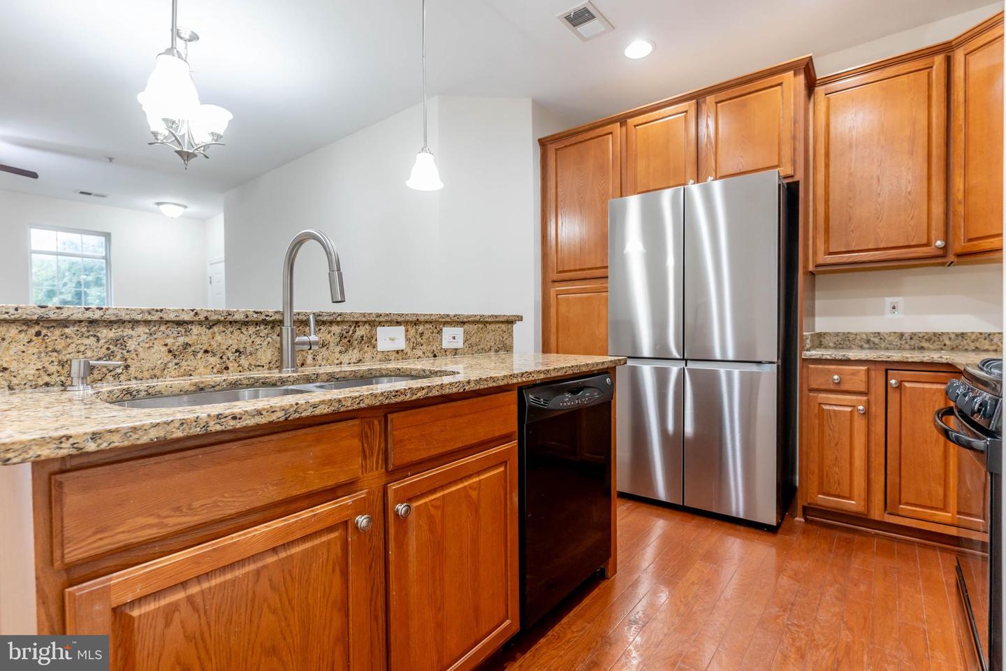 9561 CENTER ST, MANASSAS, Virginia 20110, 3 Bedrooms Bedrooms, ,2 BathroomsBathrooms,Residential,For sale,9561 CENTER ST,VAMN2009212 MLS # VAMN2009212