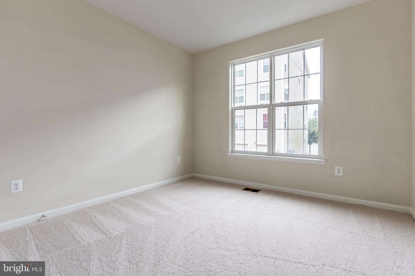 9561 CENTER ST, MANASSAS, Virginia 20110, 3 Bedrooms Bedrooms, ,2 BathroomsBathrooms,Residential,For sale,9561 CENTER ST,VAMN2009212 MLS # VAMN2009212
