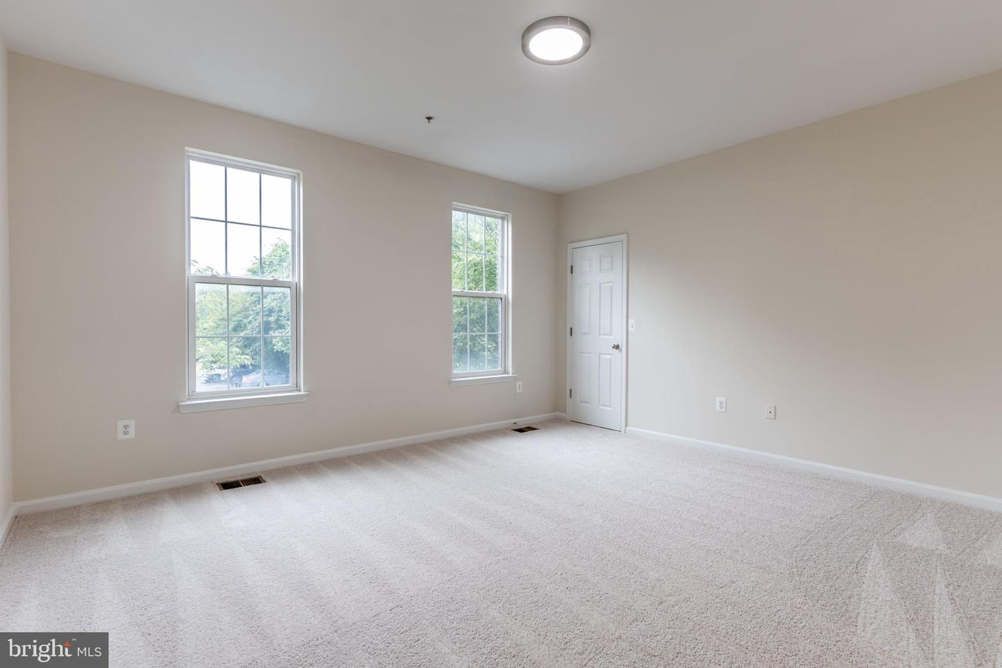 9561 CENTER ST, MANASSAS, Virginia 20110, 3 Bedrooms Bedrooms, ,2 BathroomsBathrooms,Residential,For sale,9561 CENTER ST,VAMN2009212 MLS # VAMN2009212