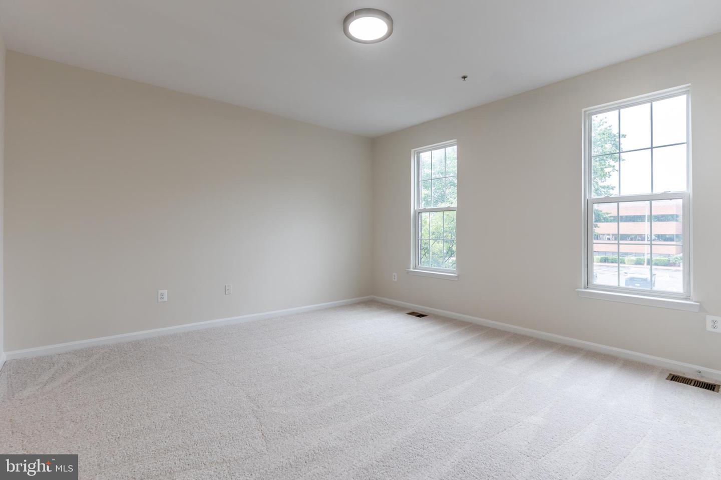 9561 CENTER ST, MANASSAS, Virginia 20110, 3 Bedrooms Bedrooms, ,2 BathroomsBathrooms,Residential,For sale,9561 CENTER ST,VAMN2009212 MLS # VAMN2009212