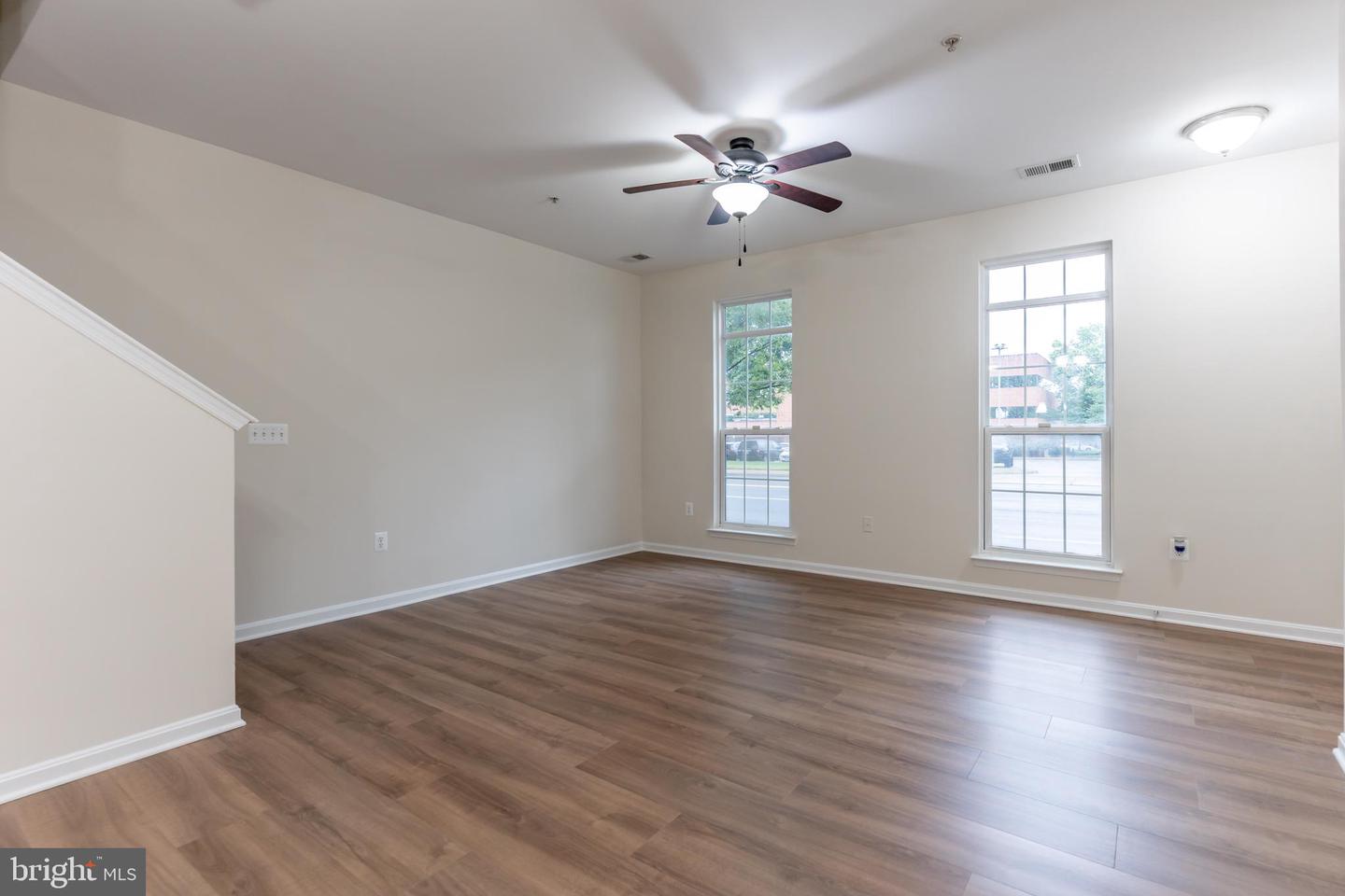 9561 CENTER ST, MANASSAS, Virginia 20110, 3 Bedrooms Bedrooms, ,2 BathroomsBathrooms,Residential,For sale,9561 CENTER ST,VAMN2009212 MLS # VAMN2009212