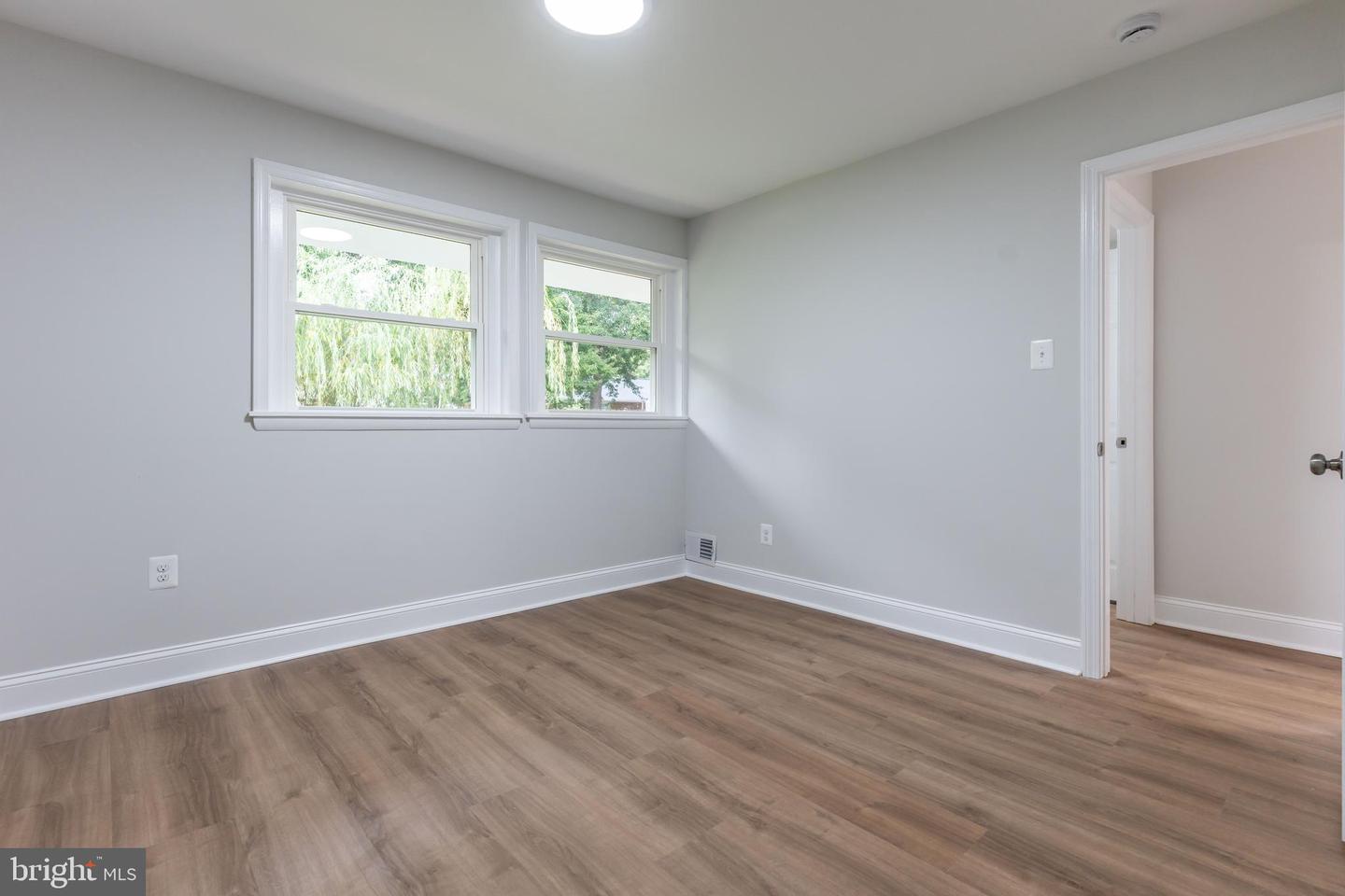14722 BRADDOCK RD, CENTREVILLE, Virginia 20120, 3 Bedrooms Bedrooms, ,2 BathroomsBathrooms,Residential,For sale,14722 BRADDOCK RD,VAFX2261444 MLS # VAFX2261444