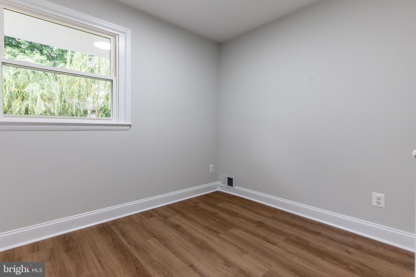 14722 BRADDOCK RD, CENTREVILLE, Virginia 20120, 3 Bedrooms Bedrooms, ,2 BathroomsBathrooms,Residential,For sale,14722 BRADDOCK RD,VAFX2261444 MLS # VAFX2261444