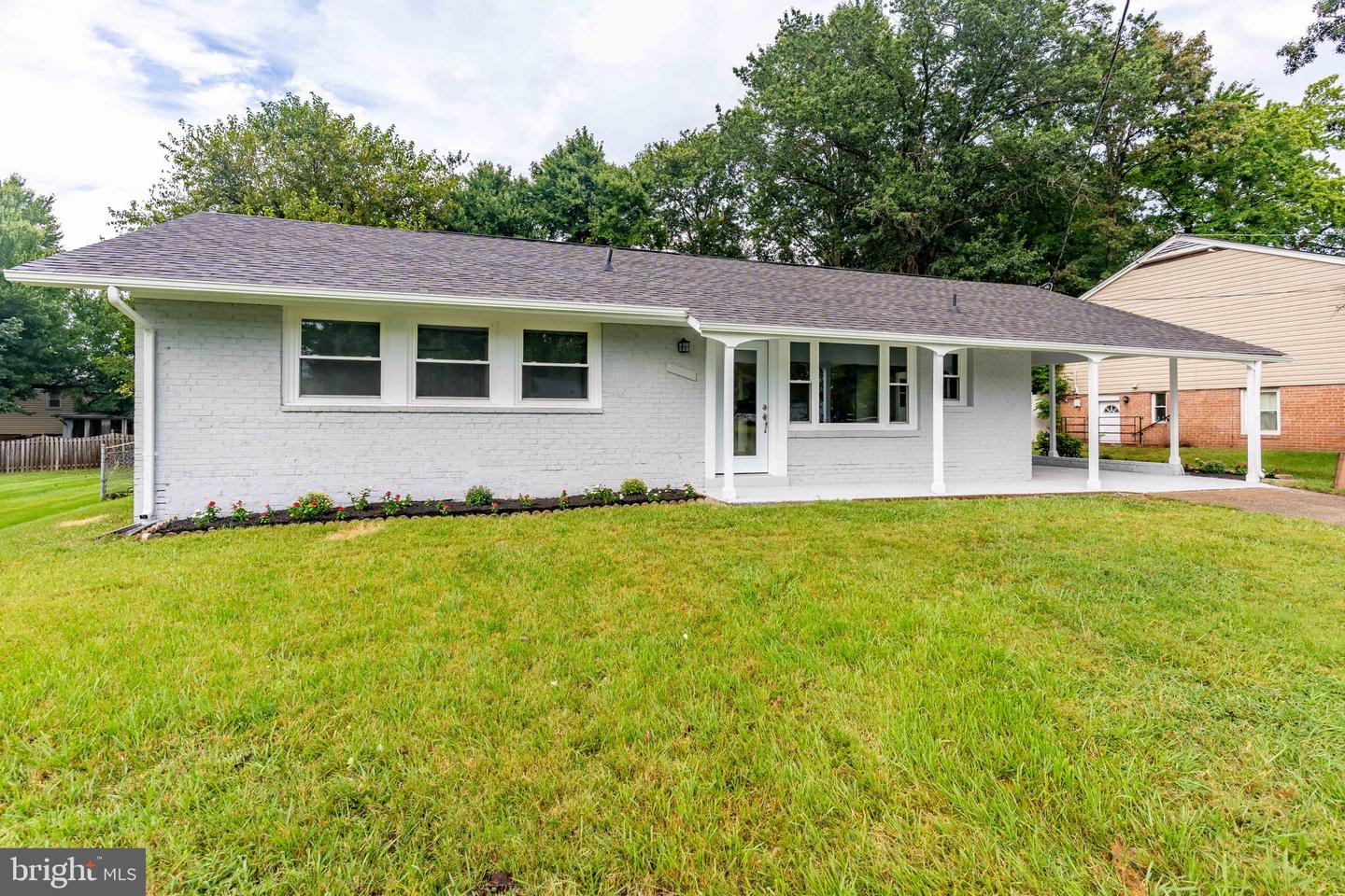 14722 BRADDOCK RD, CENTREVILLE, Virginia 20120, 3 Bedrooms Bedrooms, ,2 BathroomsBathrooms,Residential,For sale,14722 BRADDOCK RD,VAFX2261444 MLS # VAFX2261444